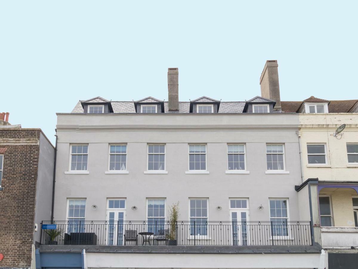 5 The Beaches Weymouth Exterior foto